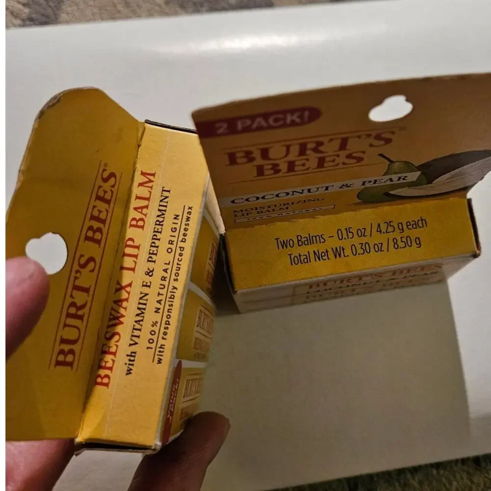 LOT Burt's Bees Beeswax Lip Balm 4-pack + Coconut Pear Moisturizing Balm 2-pack